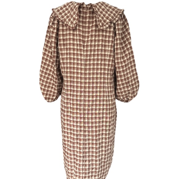 Chic Plaid Dress with Wide-Brim Hat - Picture 3 of 5